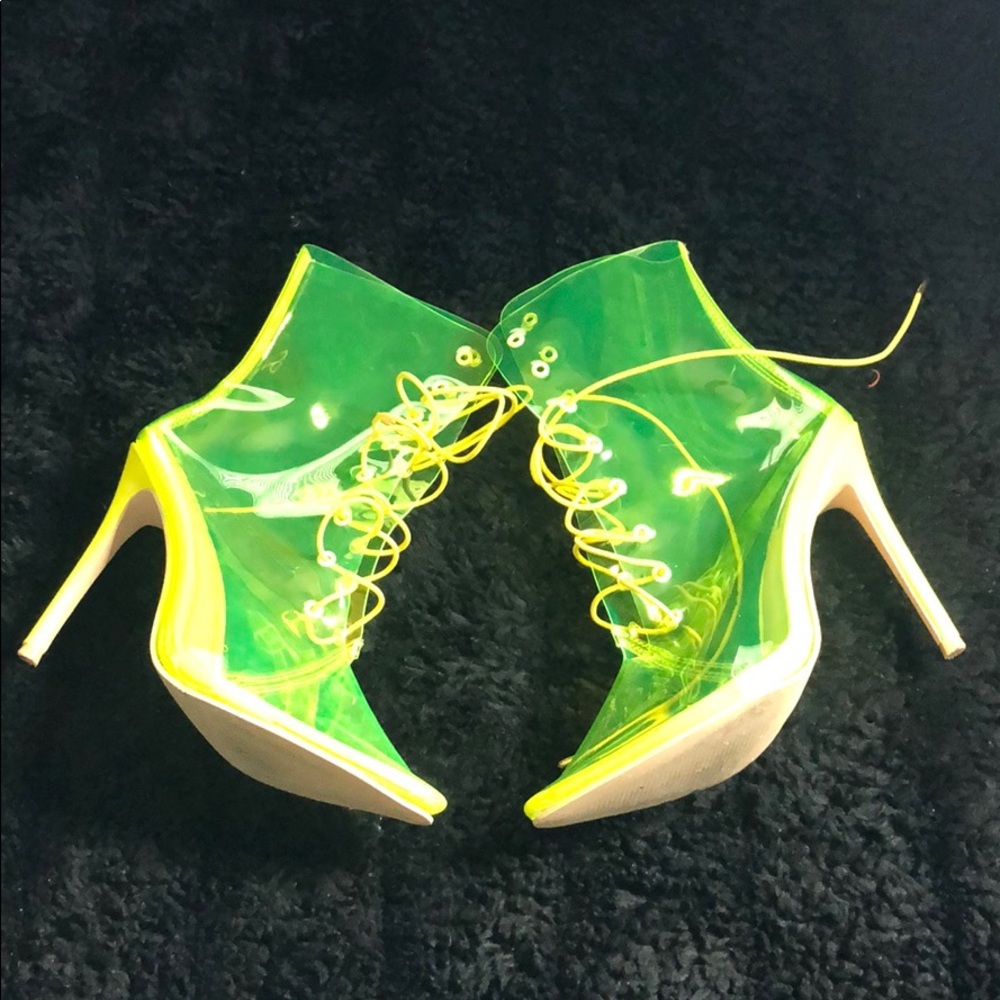 Cape Ribbon lime clear shoes 👠